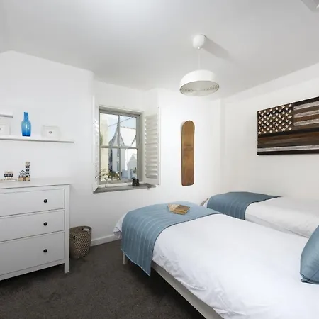 Piskey Cottage, *